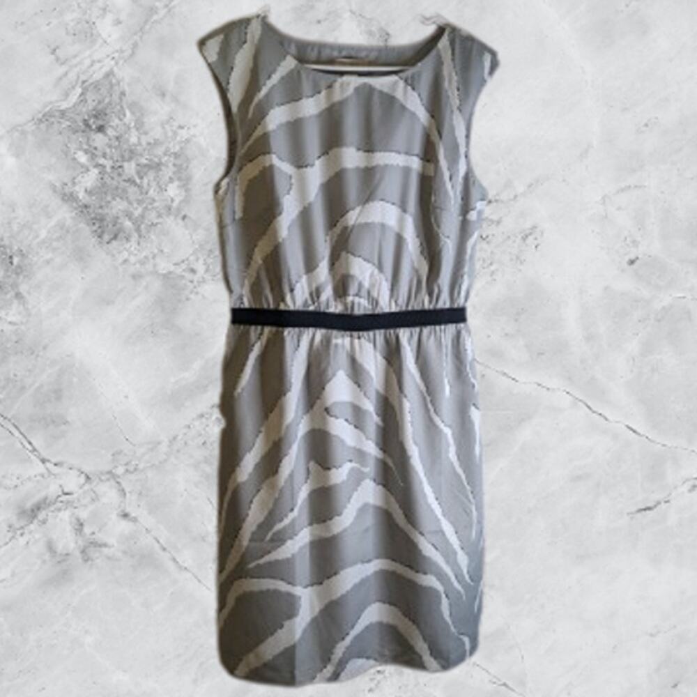 Loft Medium, sleeveless, lined, elastic waist, gray & white dress. Office, party